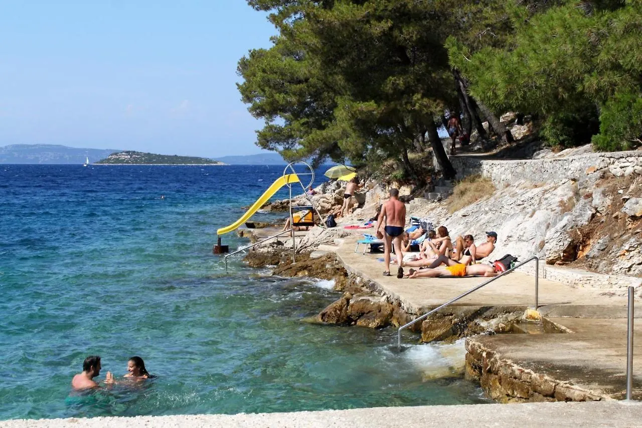 Apartments With A Parking Space Sali, Dugi Otok - 8181