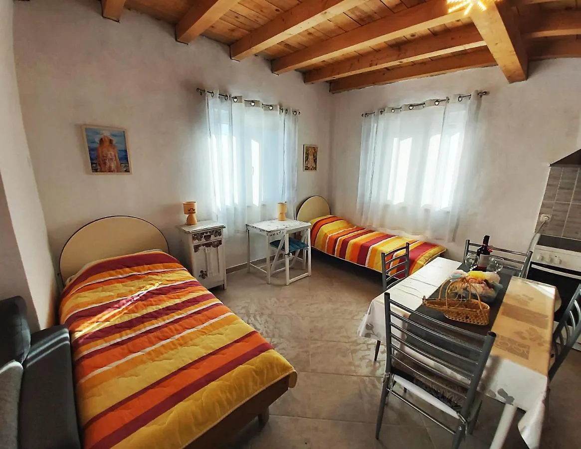 Apartments With A Parking Space Sali, Dugi Otok - 8181