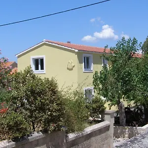 Buturic Apartment