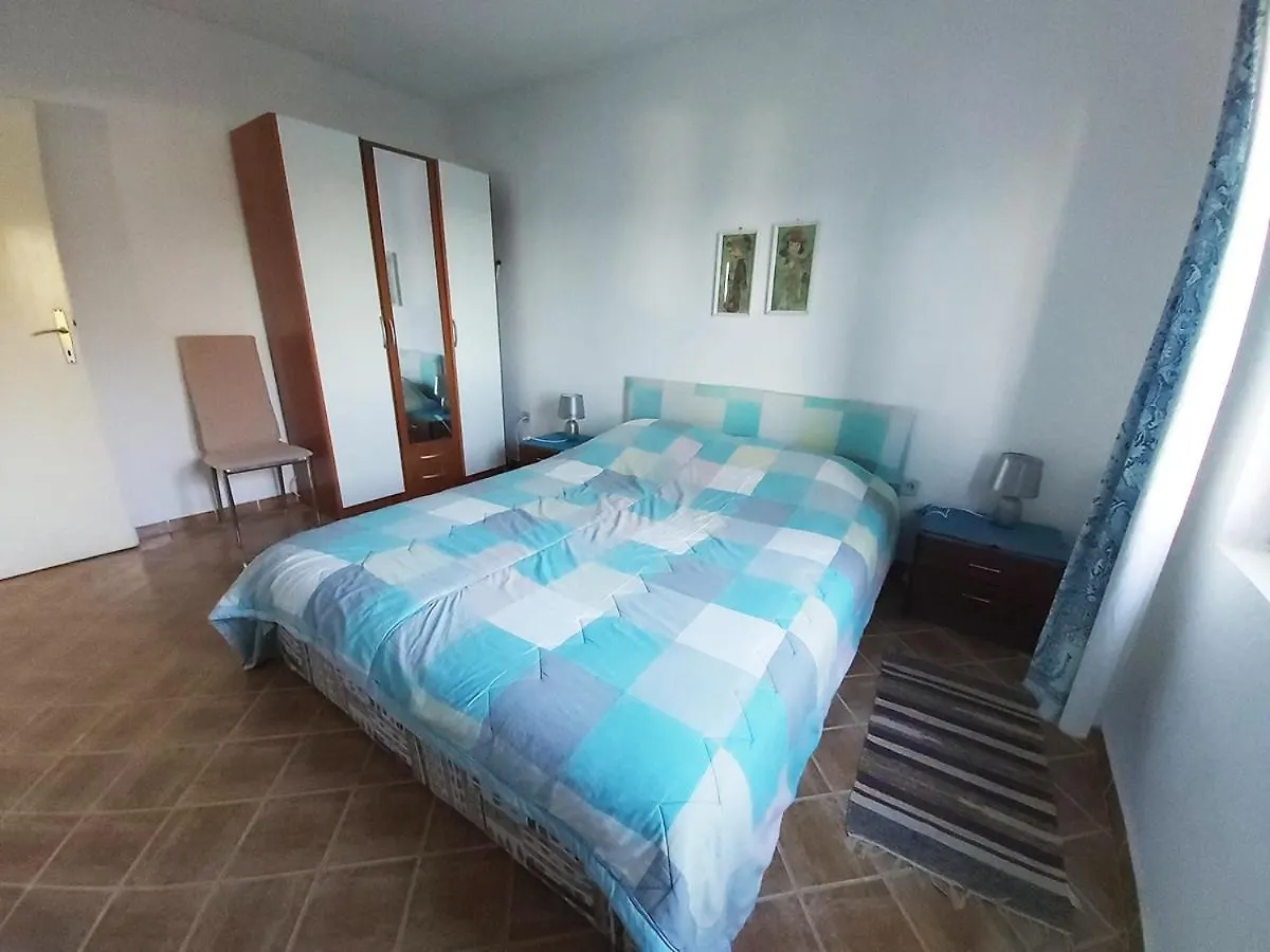 Apartments With A Parking Space Sali, Dugi Otok - 8181  Sali